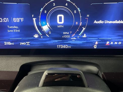 Certified 2024 Chevrolet Traverse RS w/ LPO, Floor Liner Package AWD/4WD image 22