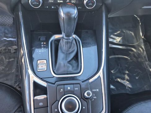 Used 2018 MAZDA CX-9 Touring w/ Touring Premium Package image 10