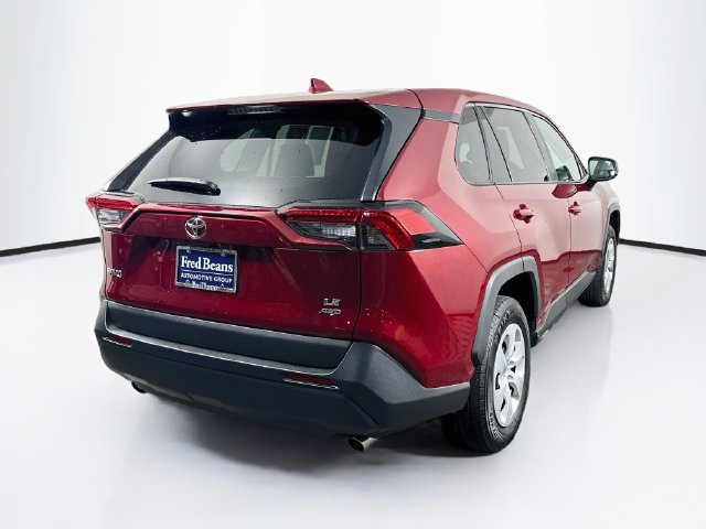 Certified 2024 Toyota RAV4 LE AWD/4WD image 9