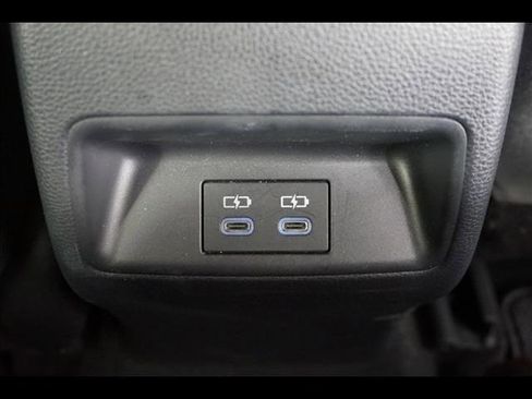 Used 2024 Toyota Corolla LE image 12