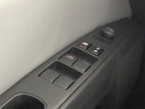 Used 2010 Nissan Sentra 2.0 SR image 14