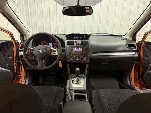 Used 2014 Subaru Crosstrek 2.0i Premium w/ Moonroof Package AWD/4WD image 29