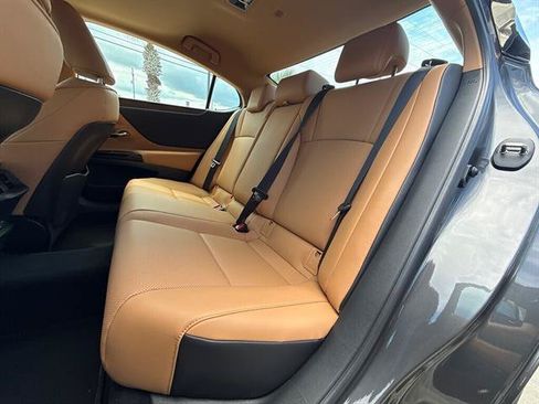 Certified 2025 Lexus ES 350 w/ Premium Package FWD image 12