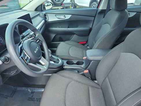 Used 2024 Kia Forte LXS FWD image 17
