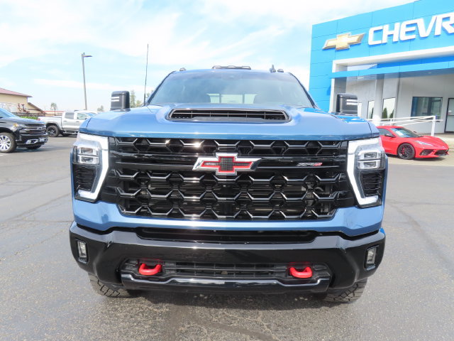 Certified 2024 Chevrolet Silverado 2500 ZR2 w/ Technology Package AWD/4WD image 2