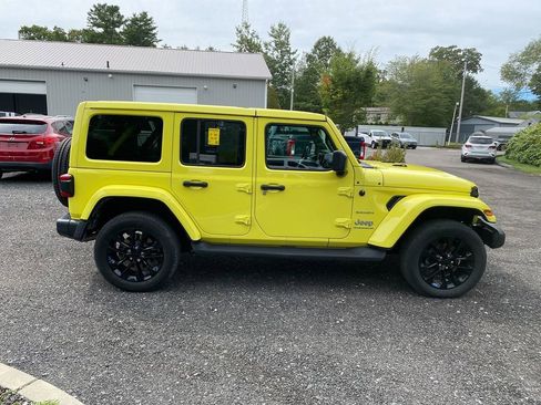 Used 2023 Jeep Wrangler Sahara image 4