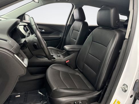 Used 2022 GMC Terrain SLT w/ Infotainment Package II AWD/4WD image 11