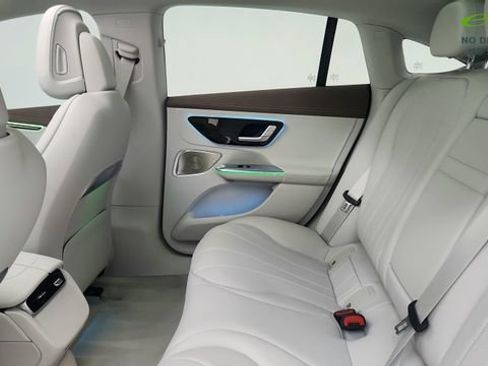 Used 2025 Mercedes-Benz EQE 350+ Sedan w/ Driver Assistance Package image 31