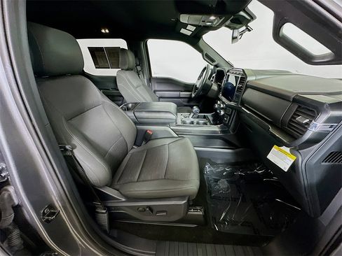 Used 2022 Ford F150 XLT w/ Equipment Group 302A High image 12