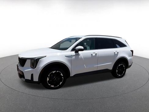 Used 2024 Kia Sorento S AWD/4WD image 9
