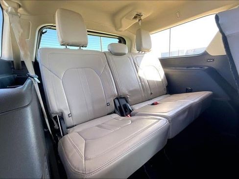 Used 2024 Ford Expedition Max Limited image 33