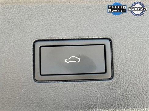 Used 2025 Volkswagen Atlas SEL Premium R-Line image 13