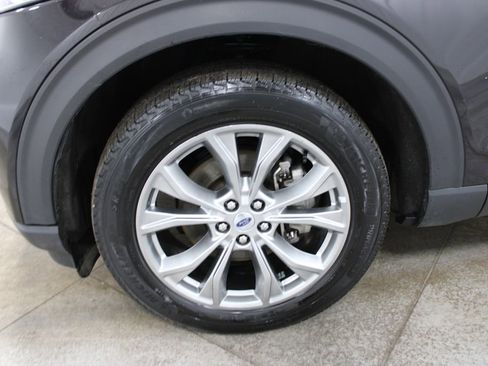Used 2023 Ford Explorer Limited image 39