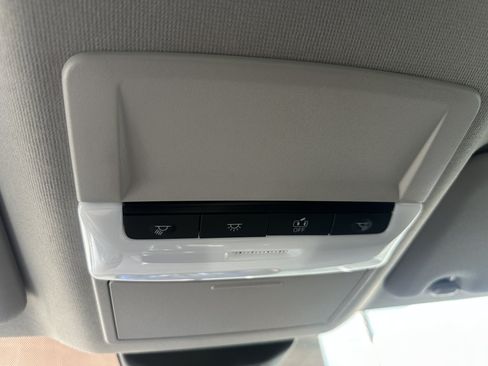 Used 2025 Nissan Sentra SV w/ Trunk Package FWD image 24