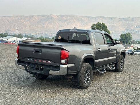Certified 2022 Toyota Tacoma SR5 RWD image 11