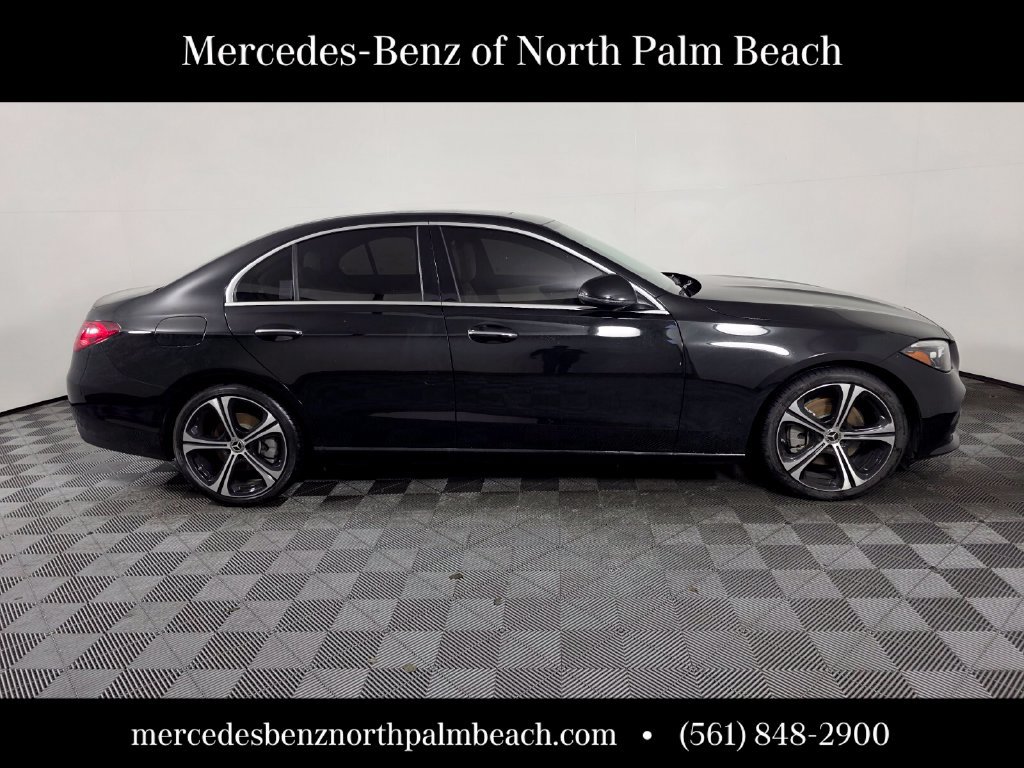 Used 2023 Mercedes-Benz C 300 Sedan image 7