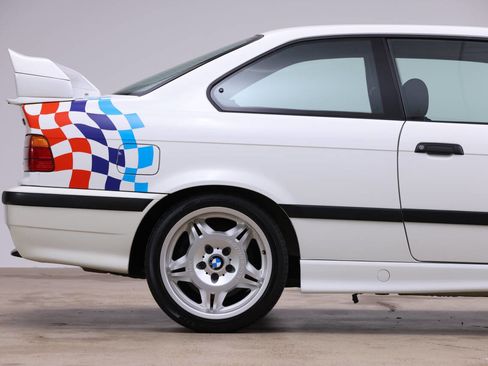 Used 1995 BMW M3 Coupe image 27