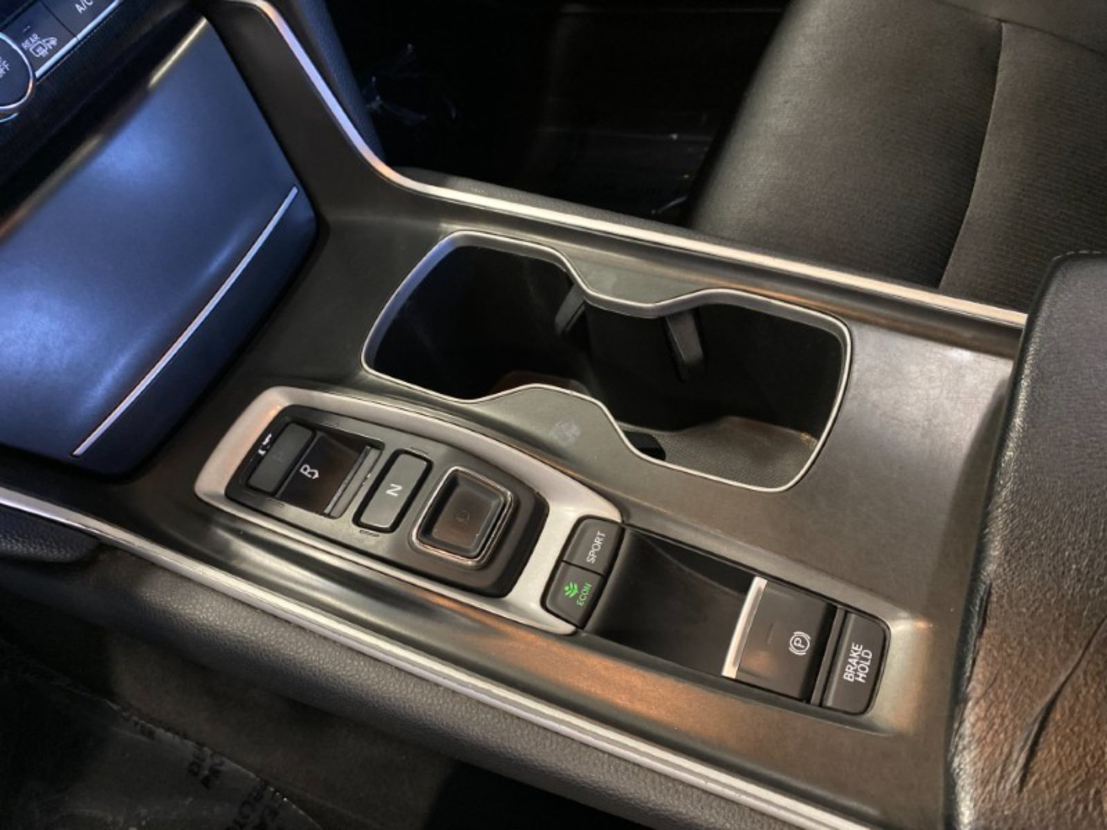Used 2018 Honda Accord Sport image 38