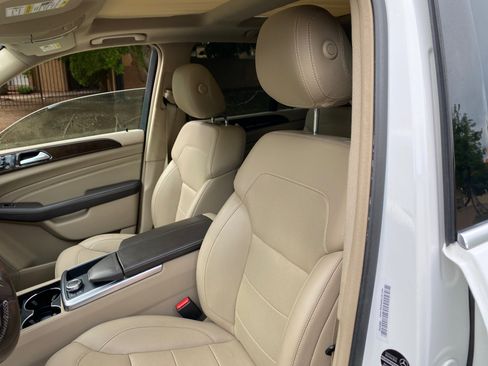 Used 2015 Mercedes-Benz ML 350 2WD w/ Premium 1 Package image 31