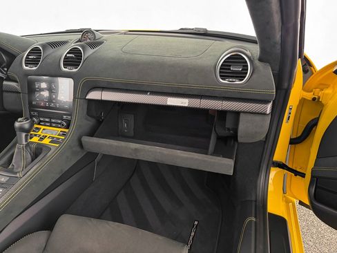 Used 2024 Porsche 718 Boxster Spyder RS image 30