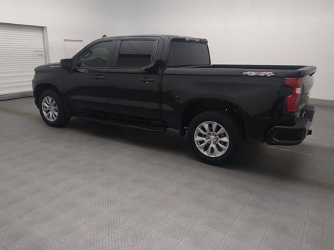 Used 2020 Chevrolet Silverado 1500 Custom w/ Custom Convenience Package AWD/4WD image 3