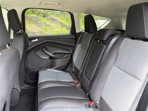 Used 2019 Ford Escape SE AWD/4WD image 6