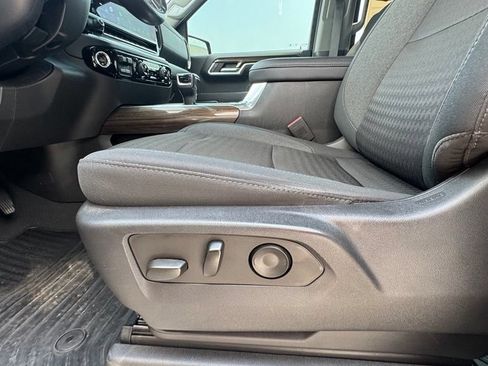 Used 2022 Chevrolet Silverado 1500 RST w/ Convenience Package II AWD/4WD image 22