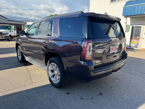 Used 2015 GMC Yukon SLT w/ Open Road Package AWD/4WD image 8