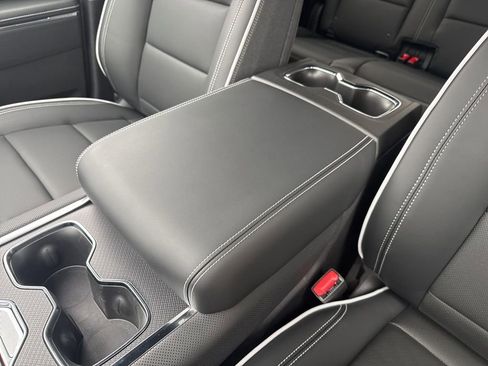 New 2026 GMC Sierra EV Elevation image 33