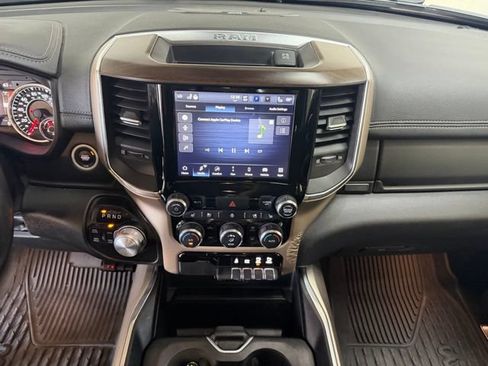 Used 2022 RAM 1500 Laramie AWD/4WD image 21