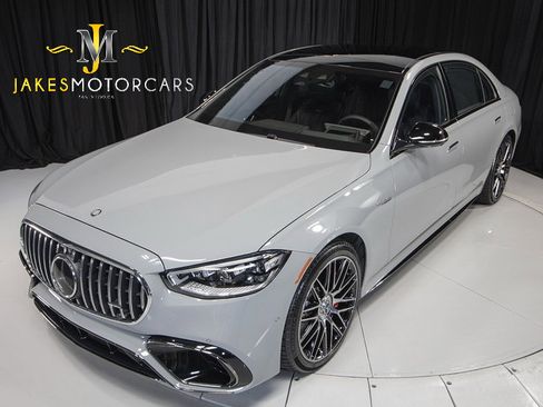 Used 2024 Mercedes-Benz S 63 AMG S image 19