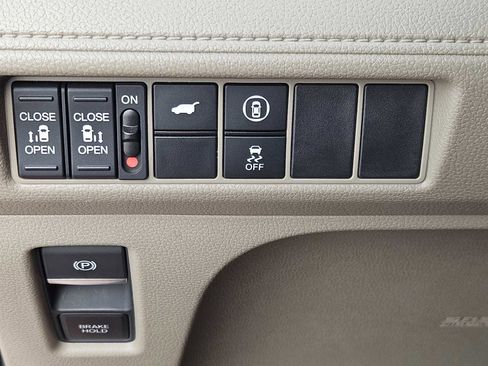 Used 2023 Honda Odyssey EX-L image 20