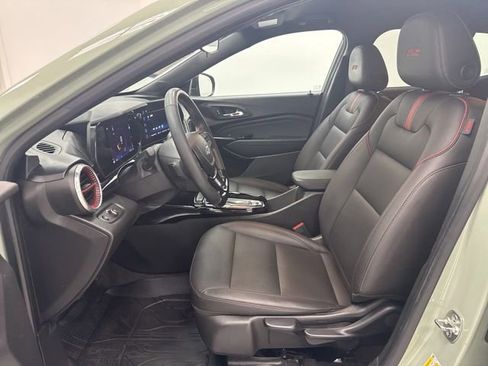 Used 2024 Chevrolet Trax RS w/ Driver Confidence Package FWD image 21