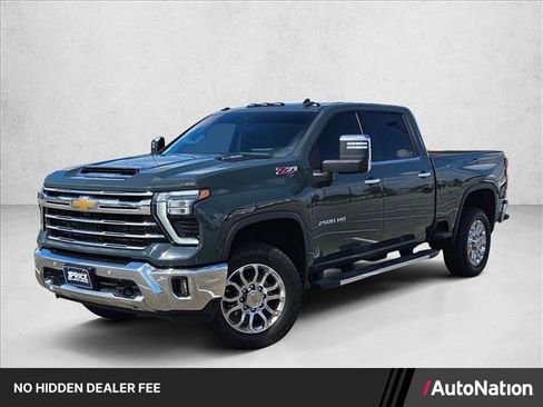 Used 2025 Chevrolet Silverado 2500 LTZ w/ LTZ Premium Package AWD/4WD image 1