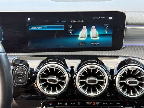 Used 2020 Mercedes-Benz CLA 250 CLA 250 image 33