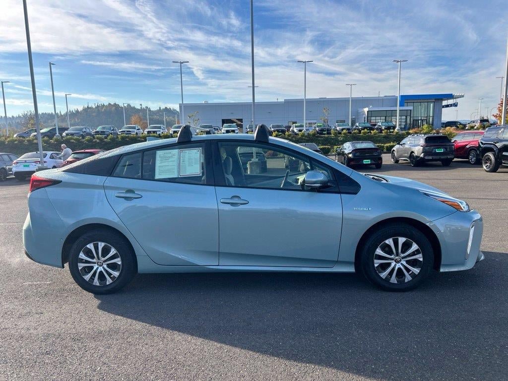 Used 2019 Toyota Prius LE AWD/4WD image 6