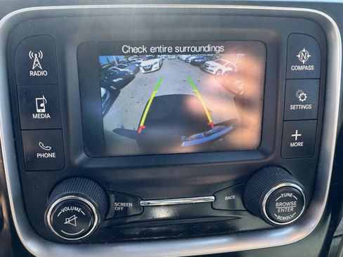 Used 2017 RAM 1500 Express image 21