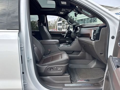 Used 2023 GMC Sierra 1500 Denali w/ Denali Reserve Package image 33