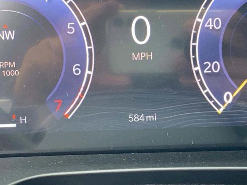 Used 2025 Jeep Grand Cherokee Altitude AWD/4WD image 19