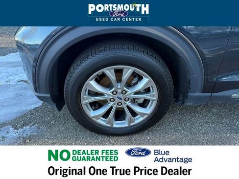 Used 2023 Ford Explorer XLT w/ Equipment Group 202A image 30