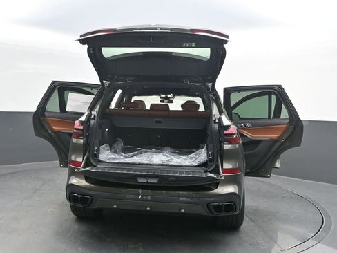 New 2026 BMW X5 M60i image 62