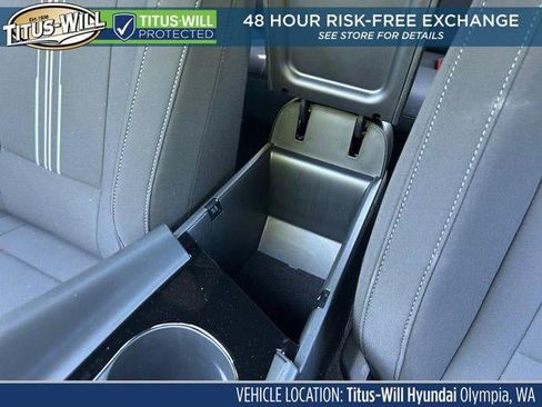 New 2025 Hyundai Elantra SEL image 73