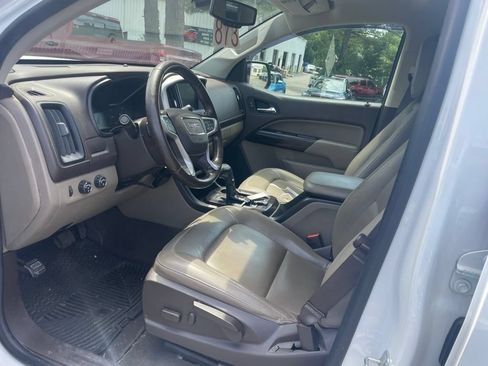 Used 2017 GMC Canyon SLT AWD/4WD image 5