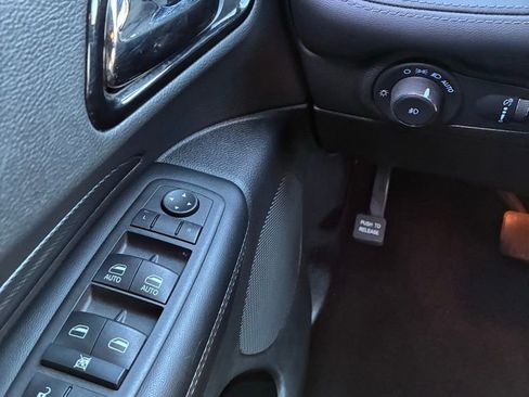 Used 2022 Dodge Durango GT image 25