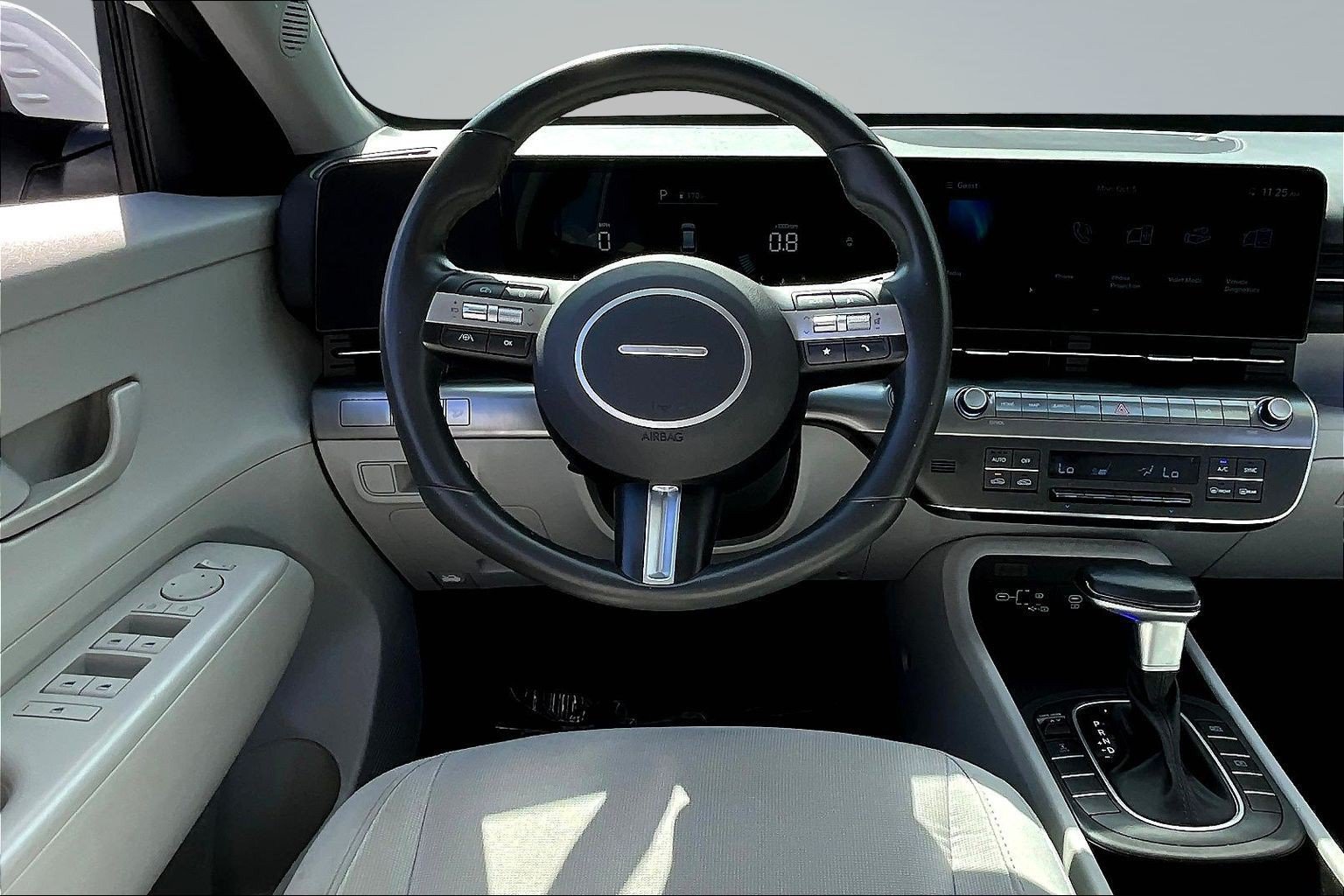 Used 2025 Hyundai Kona SEL AWD/4WD image 7