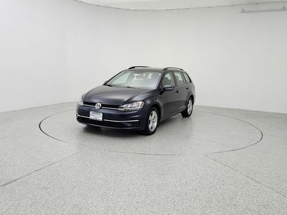 Used 2018 Volkswagen Golf SE