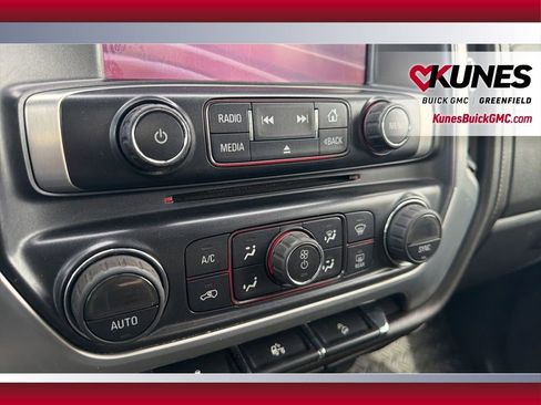 Used 2014 GMC Sierra 1500 SLE w/ SLE Value Package image 32