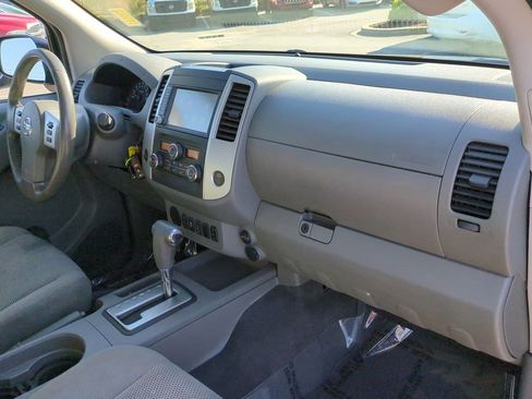 Used 2019 Nissan Frontier SV w/ Value Truck Package RWD image 41