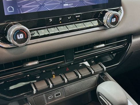 New 2026 GMC Canyon Elevation image 16