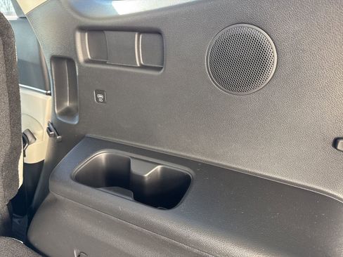 Used 2025 Kia Telluride SX Prestige image 16